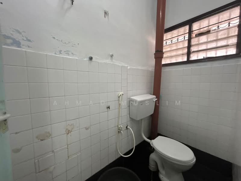 2-storey Terraced House for Sale in Taman Sri Muda (Shah Alam) - Ahmad Muslim - PropertyGuru.com.my