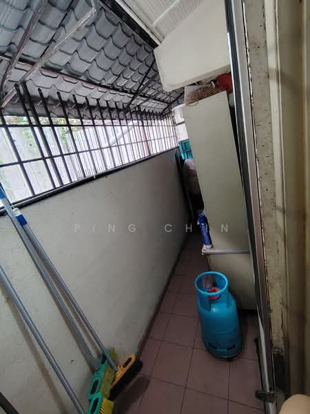 2-storey Terraced House for Sale in Jalan Klang Lama (Old Klang Road) (Kuala Lumpur) - Ping Chin - Balcony - PropertyGuru.com.my