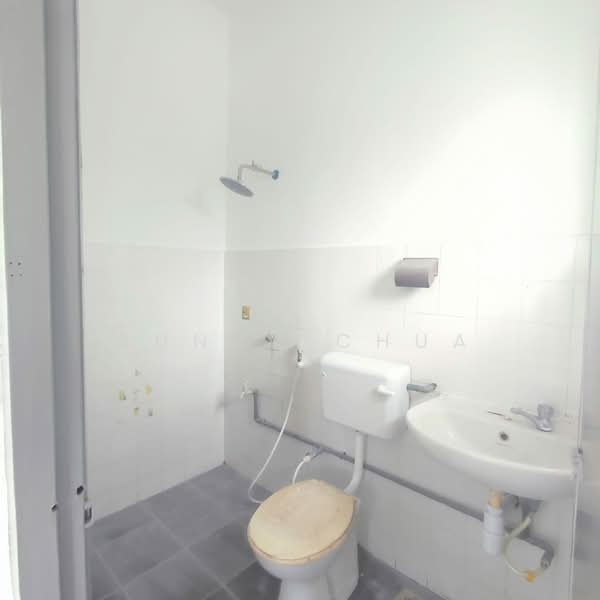 Section 3 @ Bandar Mahkota Cheras untuk Untuk Disewa - RM 1,500 /bulan, Mac 2026 - Bathroom - PropertyGuru.com.my