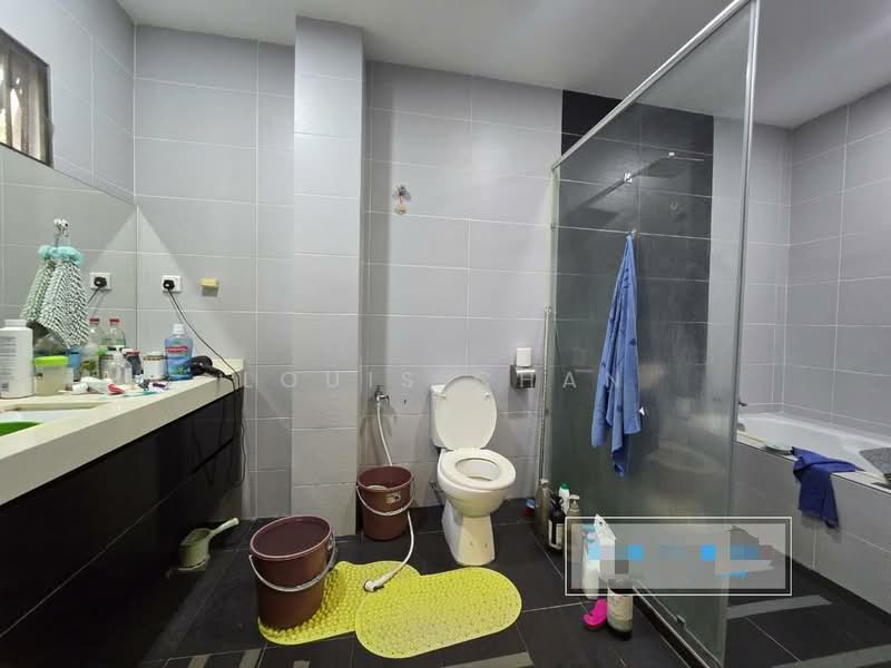 Semi-Detached House for Sale in Klang (Selangor) - Louis Chan - Bathroom - PropertyGuru.com.my