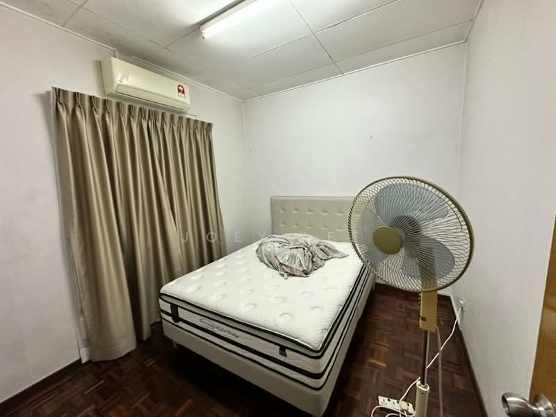 2.5-storey Terraced House for Sale in Taman Bukit Idaman (Selayang) - Joey Lee - Bedroom - PropertyGuru.com.my