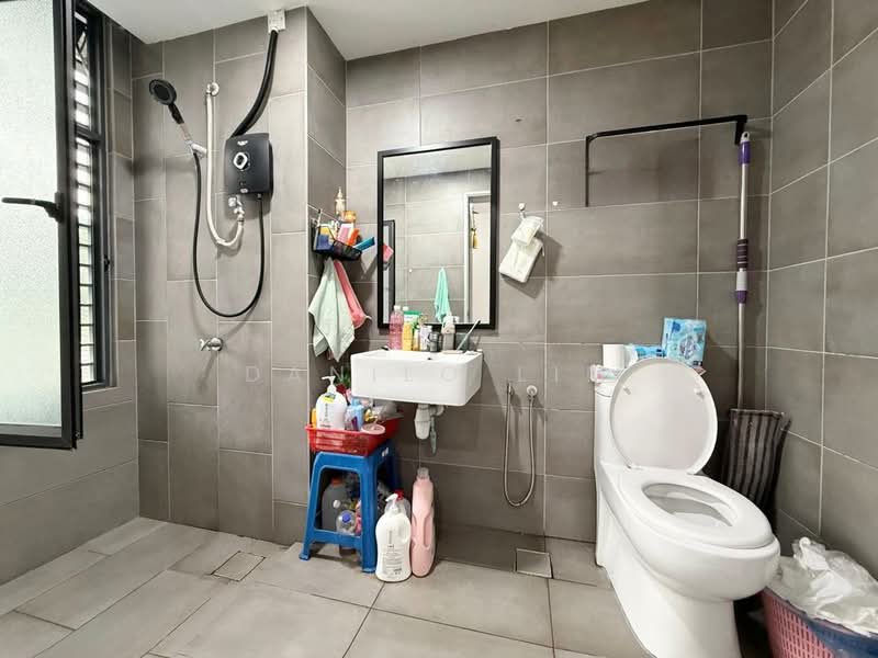 Condominium for Sale at Riana South - Danilo Lim - Bathroom - PropertyGuru.com.my