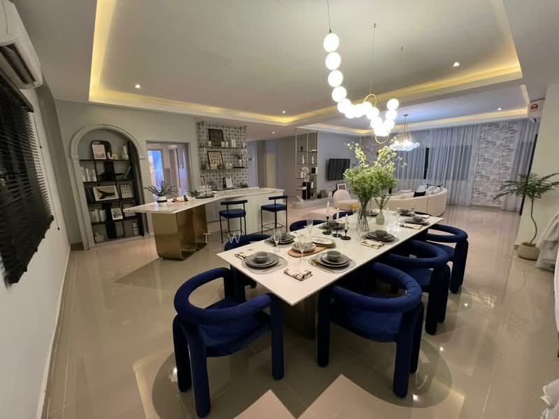 Apartment for Sale at Radium Adesa - Tw Lun - Dining Room - PropertyGuru.com.my
