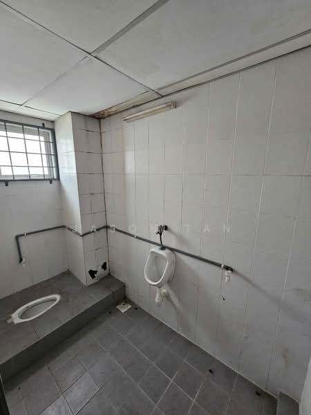 Taman Puncak Jalil, PUJ 3 [ GROUNDFLOOR 22X75 ENDLOT ] untuk Untuk Disewa - RM 2,300 /bulan, Mac 2026 - Bathroom - PropertyGuru.com.my