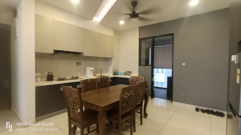 Lovell @ Country Garden Danga Bay untuk Untuk Disewa - RM 3,800 /bulan, Mac 2026 - Kitchen - PropertyGuru.com.my