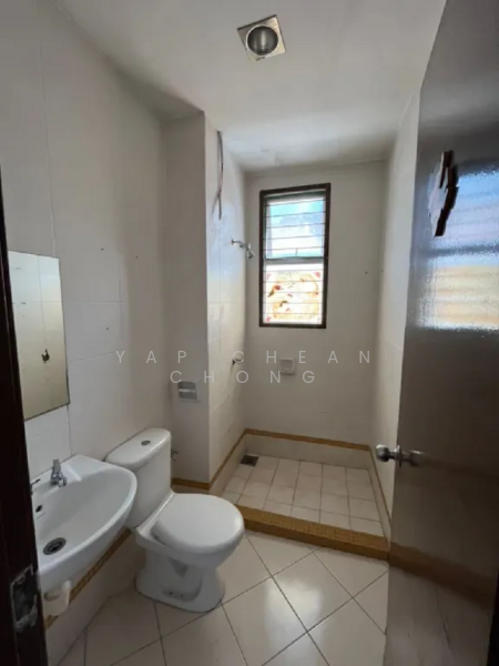 Kemuning Bayu untuk Untuk Dijual - RM 850,000, Mac 2026 - Bathroom - PropertyGuru.com.my