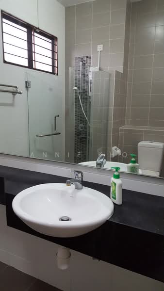 Rumah Teres 2 Tingkat untuk Dijual di Bandar Bukit Raja (Klang) - Annie Kho - Bathroom - PropertyGuru.com.my