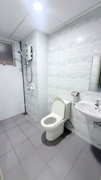 Apartment for Rent at Impiana Sky Residensi - Kew . - Bathroom - PropertyGuru.com.my