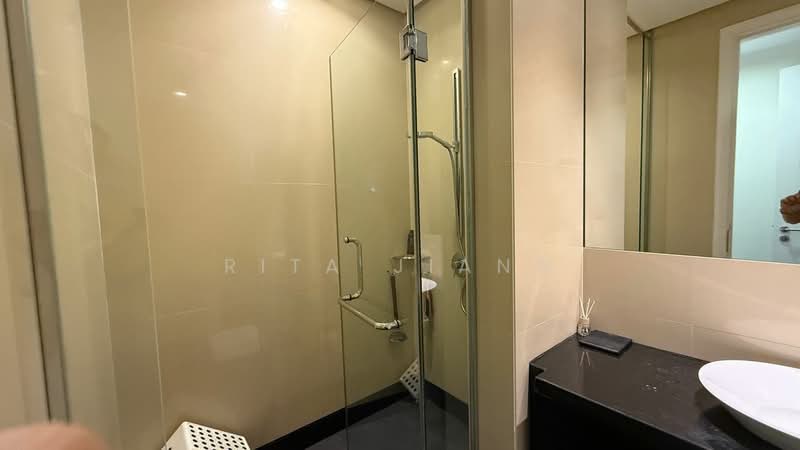 Service Residence for Sale at St Mary Residences - Rita Jiang - Bathroom - PropertyGuru.com.my