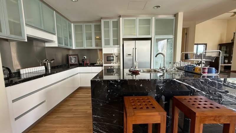 Service Residence for Sale at St Mary Residences - Rita Jiang - Kitchen - PropertyGuru.com.my