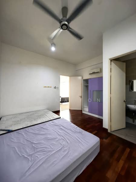 Condominium for Sale at 8 Petaling - Serena Yong - Bedroom - PropertyGuru.com.my