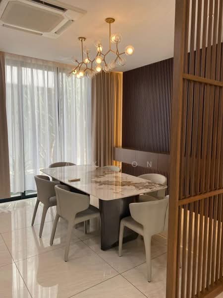 Senibong Cove - Hills Residences untuk Untuk Disewa - RM 11,800 /bulan, Mac 2026 - Dining Room - PropertyGuru.com.my