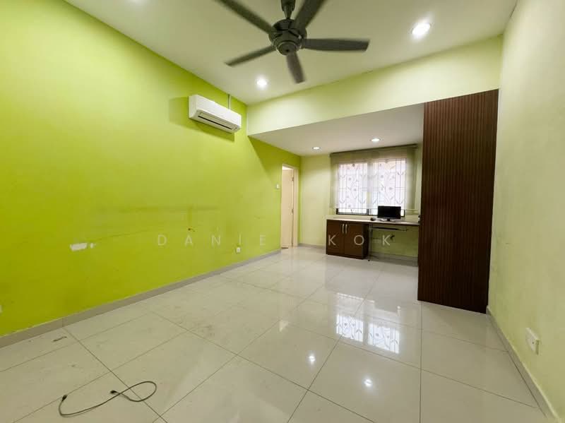 Semi-Detached House for Sale in Ambang Botanic (Klang) - Daniel Kok - Study - PropertyGuru.com.my