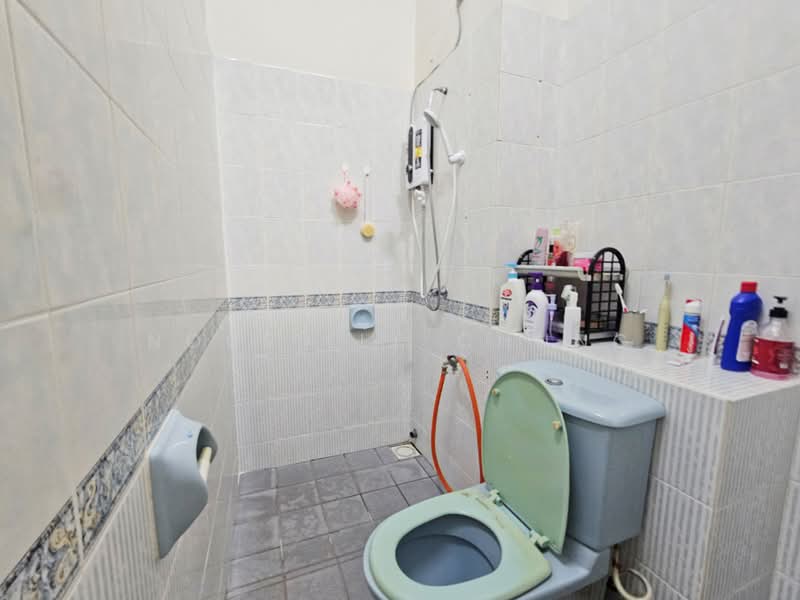 2-storey Terraced House for Sale in Putra Bestari (Subang Jaya) - Nobeille Chung - Bathroom - PropertyGuru.com.my