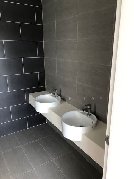 Tropicana Heights untuk Untuk Disewa - RM 3,000 /bulan, Mac 2026 - Bathroom - PropertyGuru.com.my