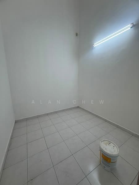 1-storey Terraced House for Sale in Taman Bestari Indah (Ulu Tiram) - Alan Chew - Interior - PropertyGuru.com.my