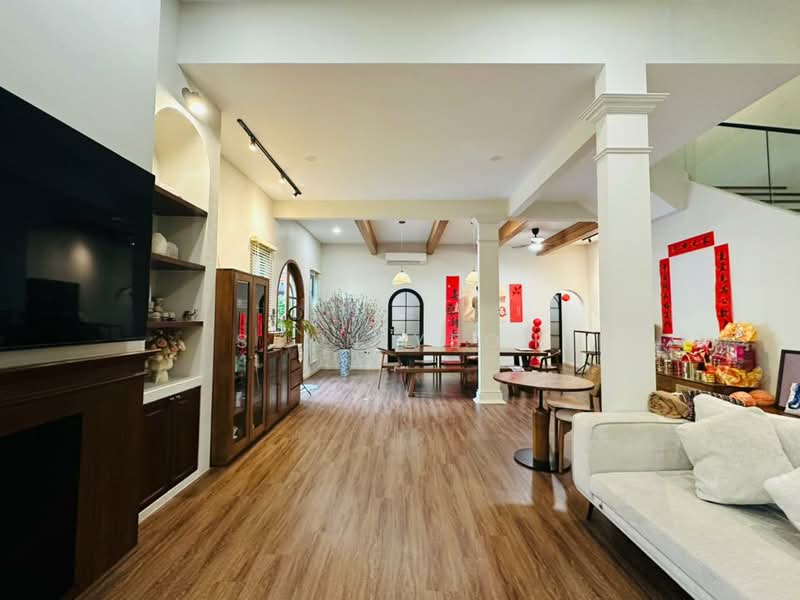 The Canal Garden South, Horizon Hills untuk Untuk Dijual - RM 2,500,000, Mac 2026 - Living Room - PropertyGuru.com.my