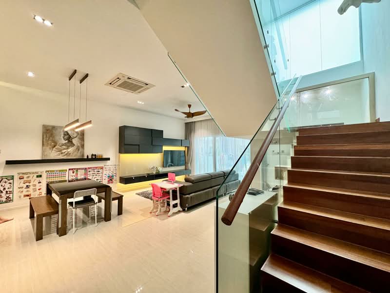 3-storey Terraced House for Sale in Permai Jaya (Tanjung Bungah) - Ping Koay - Living Room - PropertyGuru.com.my