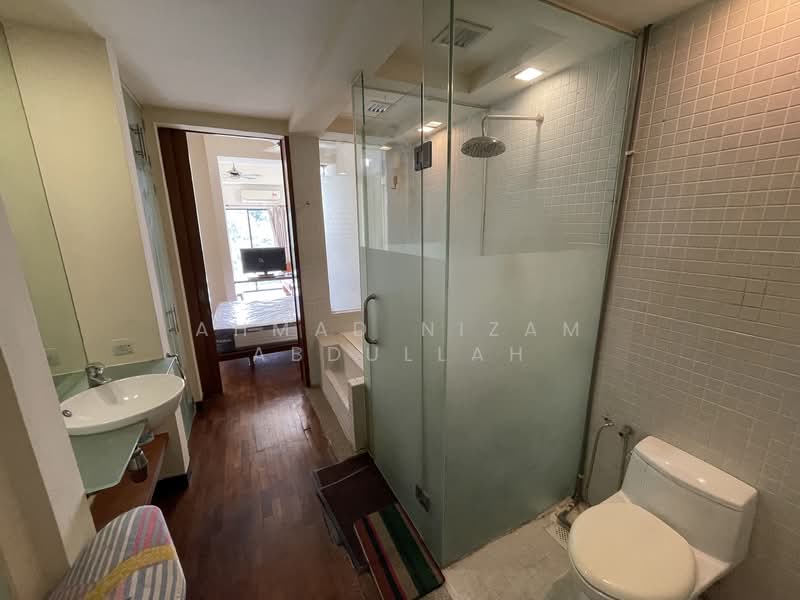 Condominium for Rent at 10 Semantan Suites - Ahmad Nizam Abdullah - Bathroom - PropertyGuru.com.my