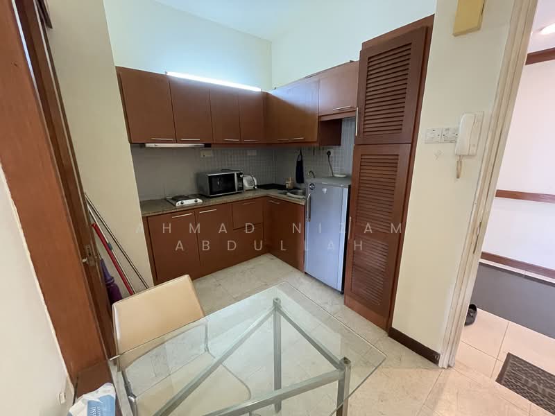 Condominium for Rent at 10 Semantan Suites - Ahmad Nizam Abdullah - Kitchen - PropertyGuru.com.my