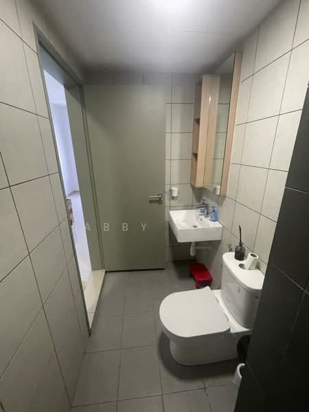 Service Residence for Sale at D'Vervain - Abby Lim - Bathroom - PropertyGuru.com.my