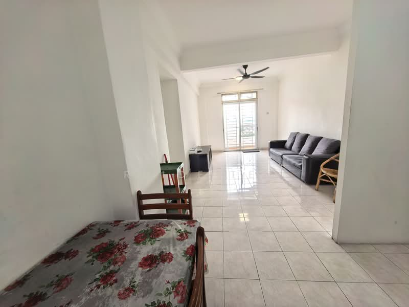 Apartment for Rent at Bayu Puteri 2 - Ruice Tey - Living Room - PropertyGuru.com.my