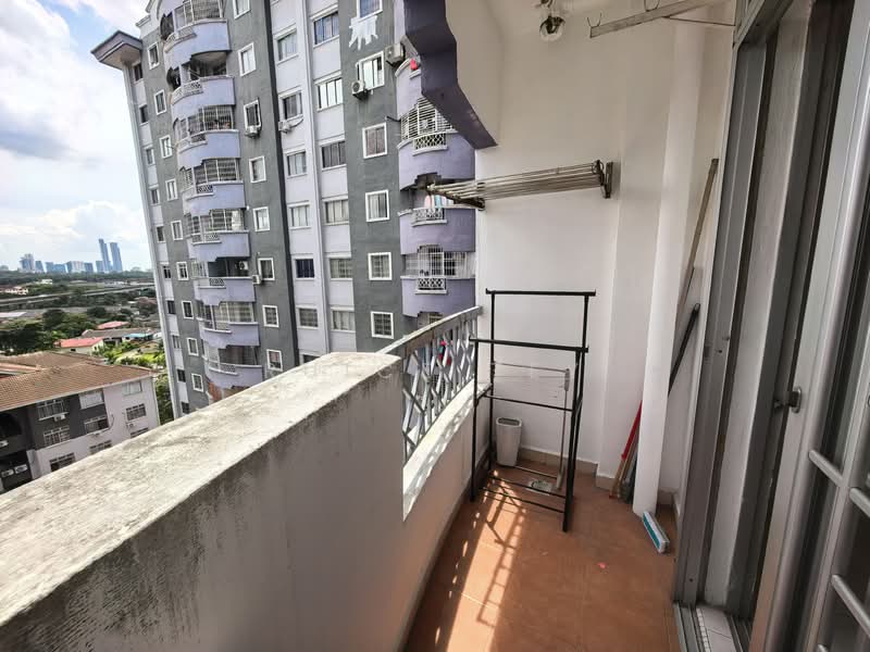 Apartment for Rent at Bayu Puteri 2 - Ruice Tey - Balcony - PropertyGuru.com.my