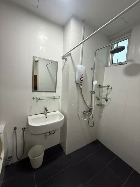 Service Residence for Sale at Twin Galaxy (Dwi Galaksi) - Elaine Sim - Bathroom - PropertyGuru.com.my