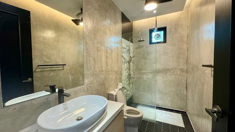 Semi-Detached House for Sale in Taman Chee Seng (Tanjung Bungah) - Ping Koay - Bathroom - PropertyGuru.com.my