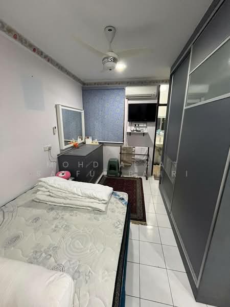 1-storey Terraced House for Sale in Taman Bukit Cheras (Cheras) - Mohd Aizat Saiful Bahri - Bedroom - PropertyGuru.com.my