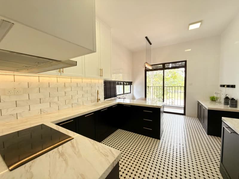 3-storey Terraced House for Sale in Cyberjaya (Selangor) - Ali Idris - Kitchen - PropertyGuru.com.my