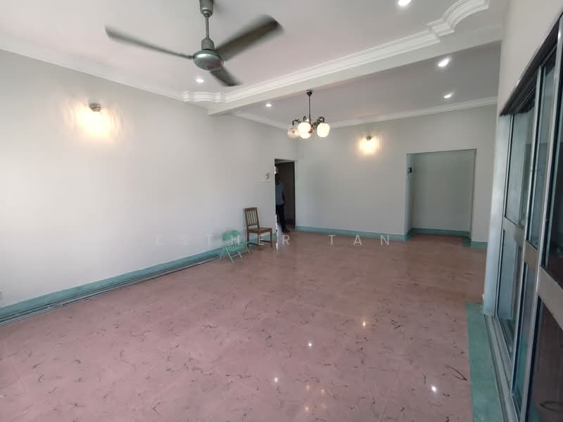 Commercial Bungalow for Rent in Seksyen 8 (Petaling Jaya) - Esther Tan - Living Room - PropertyGuru.com.my