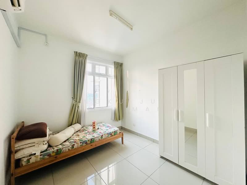 Dwiputra Residences untuk Untuk Dijual - RM 550,000, Mac 2026 - Bedroom - PropertyGuru.com.my