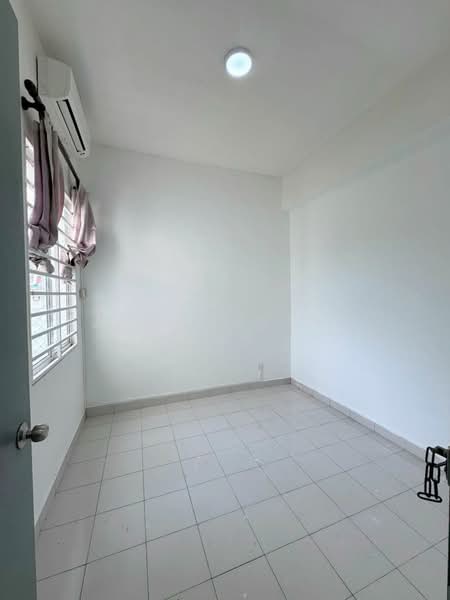 Tiara East untuk Untuk Disewa - RM 1,500 /bulan, Mac 2026 - 4th bedroom - PropertyGuru.com.my