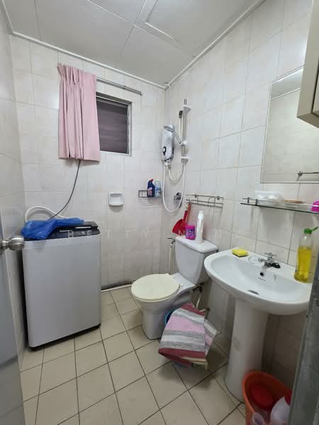 Service Residence for Sale at Millennium Place @ Millennium Square - Betty Ning - Bathroom - PropertyGuru.com.my