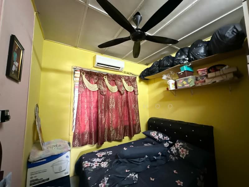 Bukit Sentosa 2 untuk Untuk Dijual - RM 255,000, Mac 2026 - Bedroom - PropertyGuru.com.my