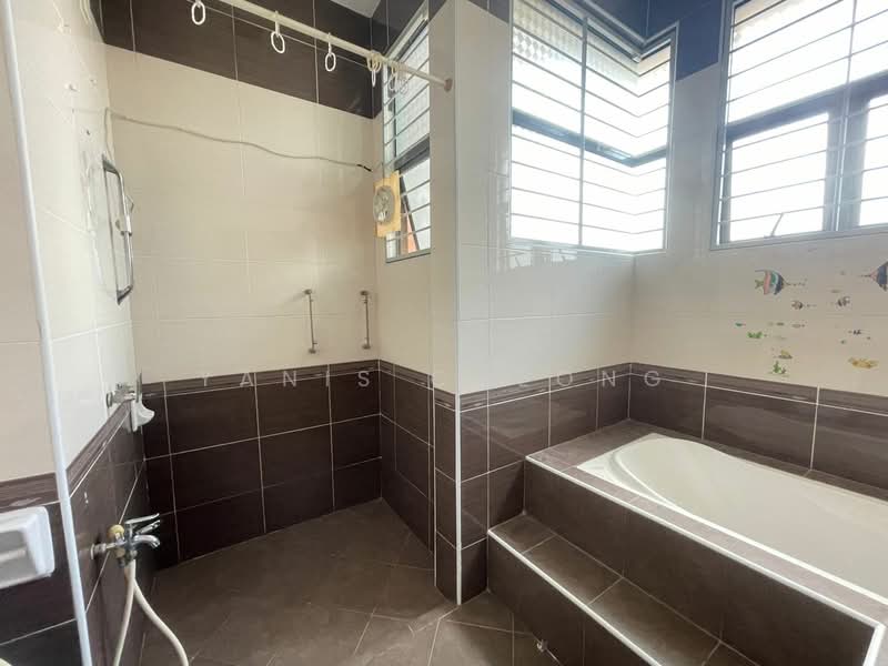 Taman Seri Bukit Segambut untuk Untuk Dijual - RM 1,680,000, Mac 2026 - Bathroom - PropertyGuru.com.my