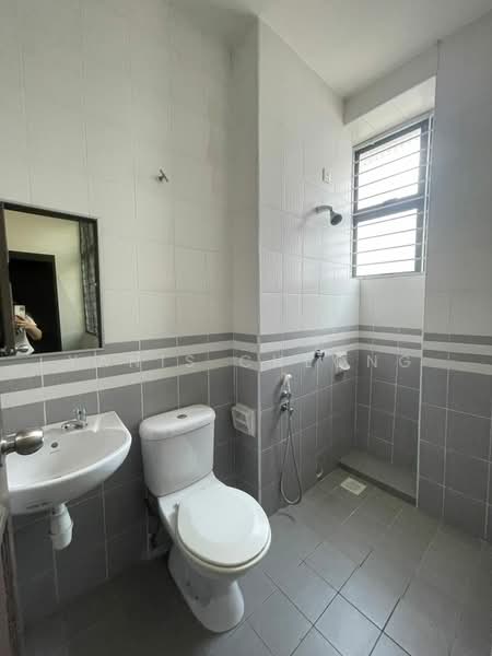 Taman Seri Bukit Segambut untuk Untuk Dijual - RM 1,680,000, Mac 2026 - Bathroom - PropertyGuru.com.my