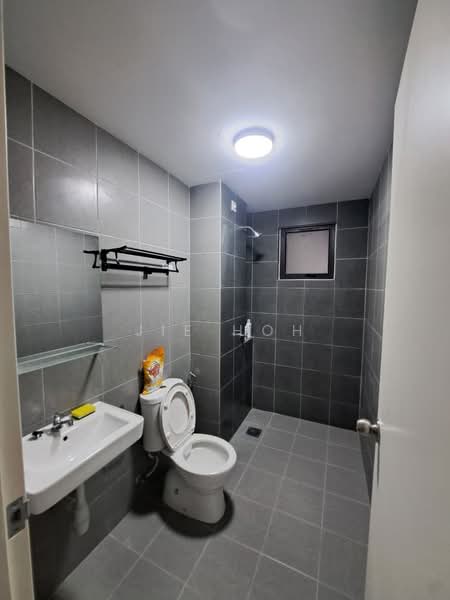 Vierra Residence untuk Untuk Disewa - RM 1,700 /bulan, Mac 2026 - Bathroom - PropertyGuru.com.my