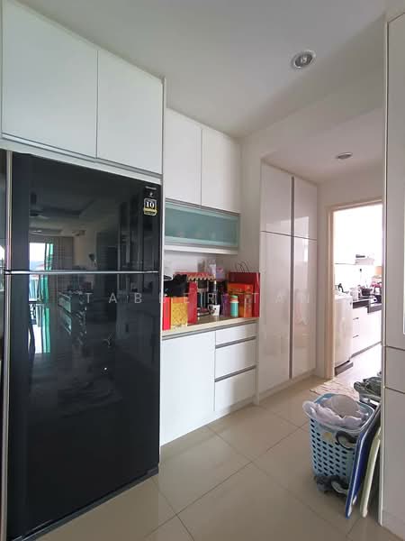 The Zest @ Kinrara 9 untuk Untuk Disewa - RM 2,000 /bulan, Mac 2026 - Kitchen - PropertyGuru.com.my