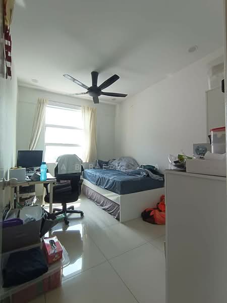The Zest @ Kinrara 9 untuk Untuk Disewa - RM 2,000 /bulan, Mac 2026 - Bedroom - PropertyGuru.com.my
