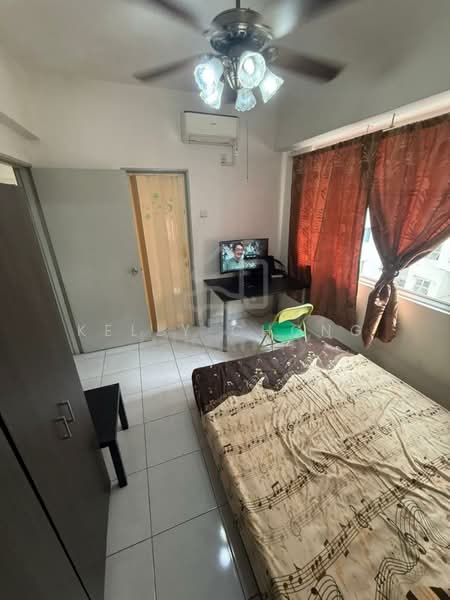 Main Place Residence untuk Untuk Dijual - RM 320,000, Mac 2026 - Bedroom - PropertyGuru.com.my