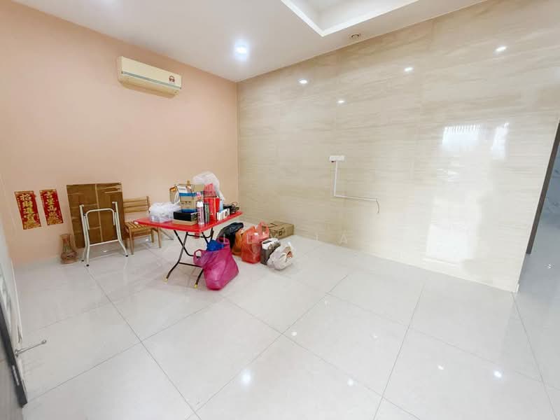 2-storey Terraced House for Sale in Kepong Baru (Kepong) - Kelly Lai - Interior - PropertyGuru.com.my