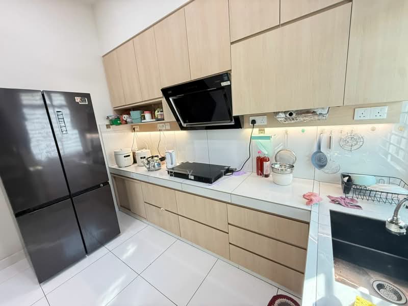 Bandar Putra untuk Untuk Dijual - RM 750,000, Mac 2026 - Kitchen - PropertyGuru.com.my
