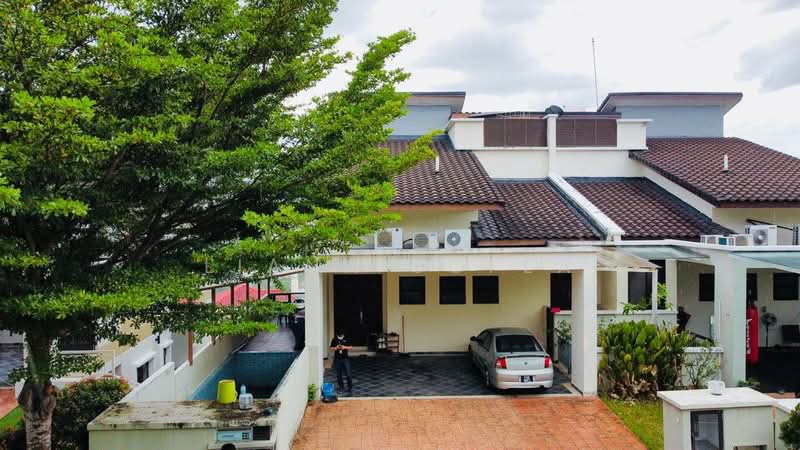 Amberhill (Semi-D) untuk Untuk Dijual - RM 2,100,000, Mac 2026 - Exterior - PropertyGuru.com.my