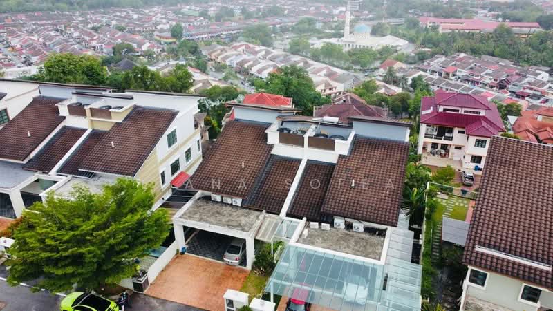 Amberhill (Semi-D) untuk Untuk Dijual - RM 2,100,000, Mac 2026 - Exterior - PropertyGuru.com.my