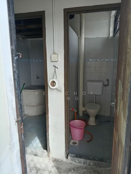 Taman Seluang untuk Untuk Disewa - RM 9,000 /bulan, Apr 2026 - Bathroom - PropertyGuru.com.my