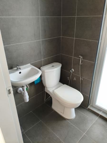 Apartment for Sale at Midas @ Seri Alam - Sharon Tan - Bathroom - PropertyGuru.com.my