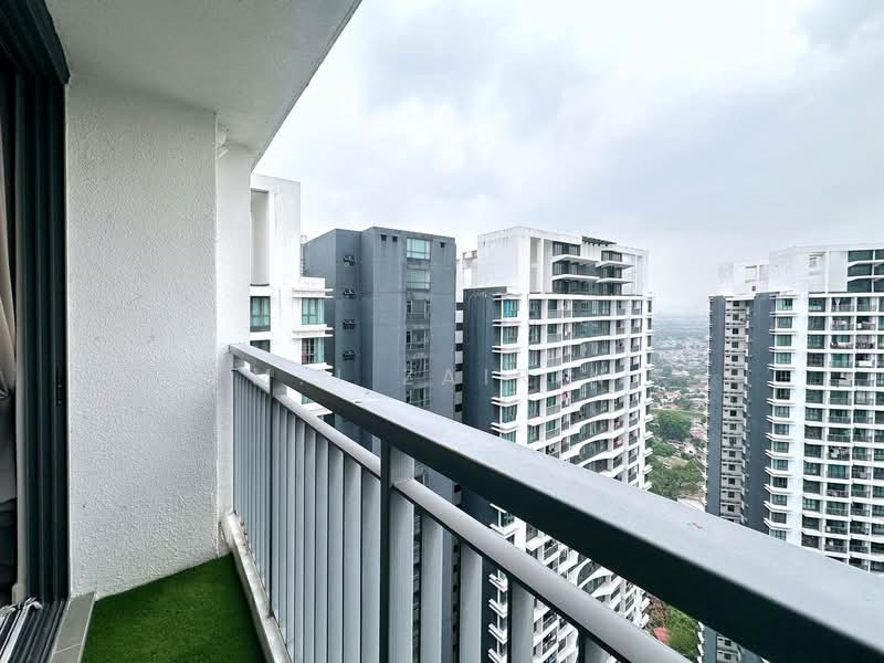 KL Traders Square untuk Untuk Dijual - RM 550,000, Mac 2026 - Balcony - PropertyGuru.com.my