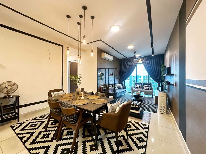 KL Traders Square untuk Untuk Dijual - RM 550,000, Mac 2026 - Living Room - PropertyGuru.com.my